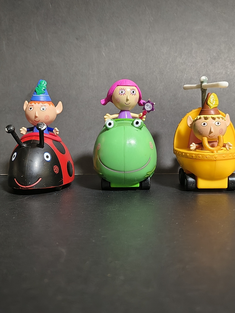 Ben And Holly's Little Kingdom Magic Movers Pullback Vehicle Ladybug Helicopter